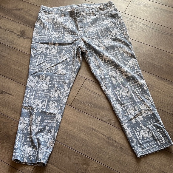 Time And Tru Womens Capris Size Xl 618 
